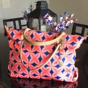 stella & dot “How Does She Do It Bag”